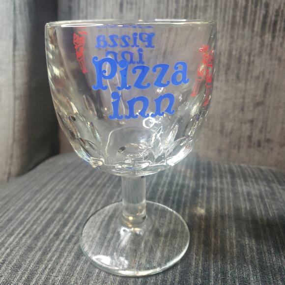 Vintage Pizza Inn glass - Picture 1 of 2